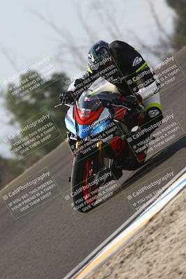 media/Nov-02-2025-Lets Ride (Sun) [[f7a3caa734]]/B Group/1120am (Turn 2 Inside)/